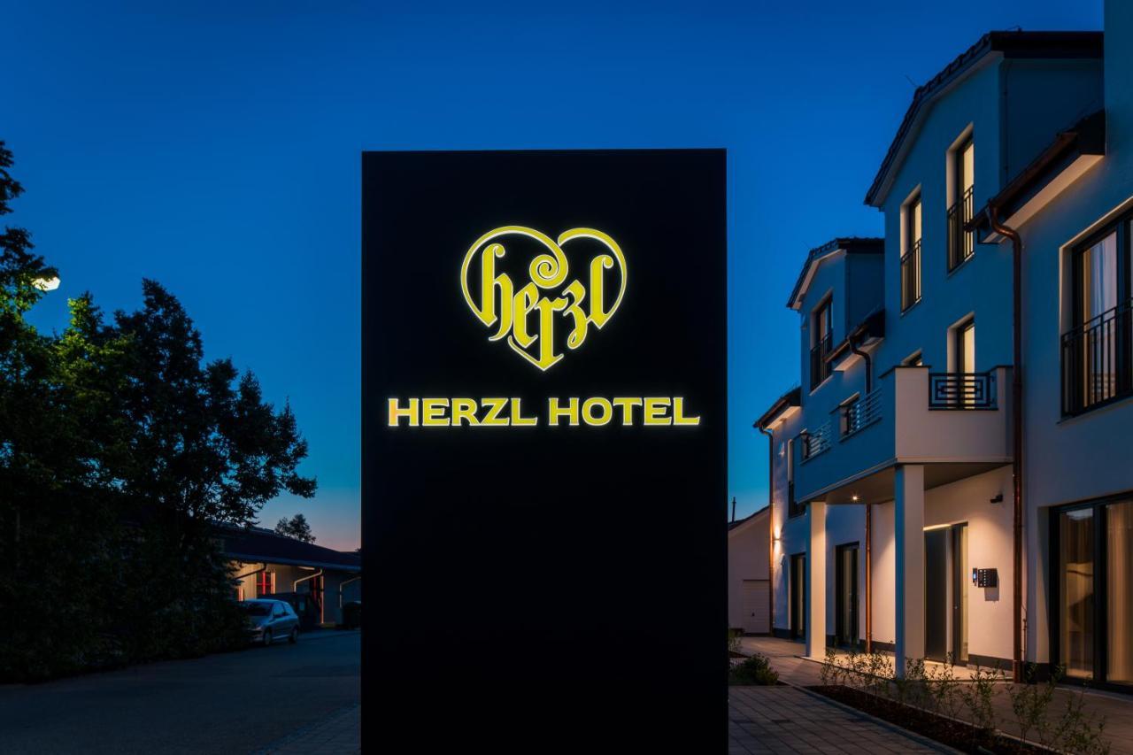 Herzl Hotel Bei Erding Forstern المظهر الخارجي الصورة